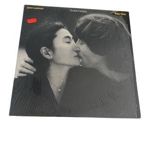 John Lennon/Yoko Ono Double Fantasy 1980. 
Vinyl record